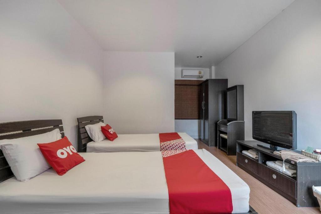 OYO 1089 Baan Boran Hotel Bangkok Bagian luar foto