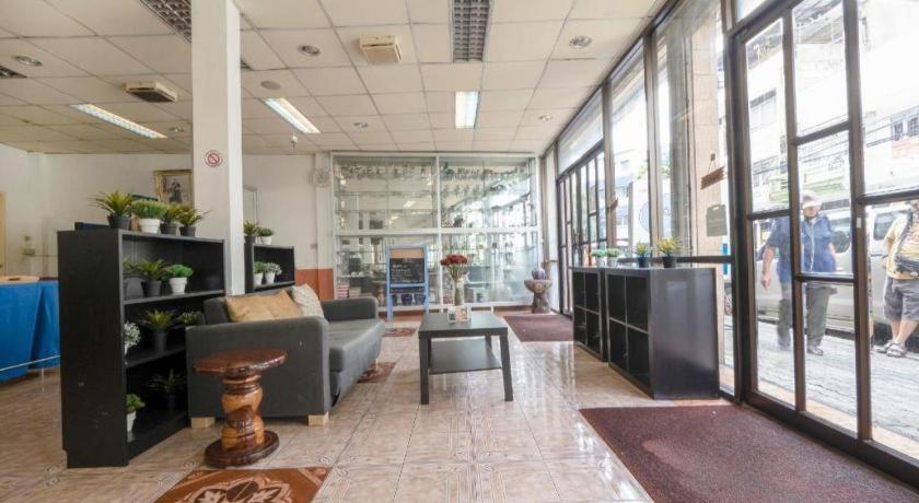 OYO 1089 Baan Boran Hotel Bangkok Bagian luar foto
