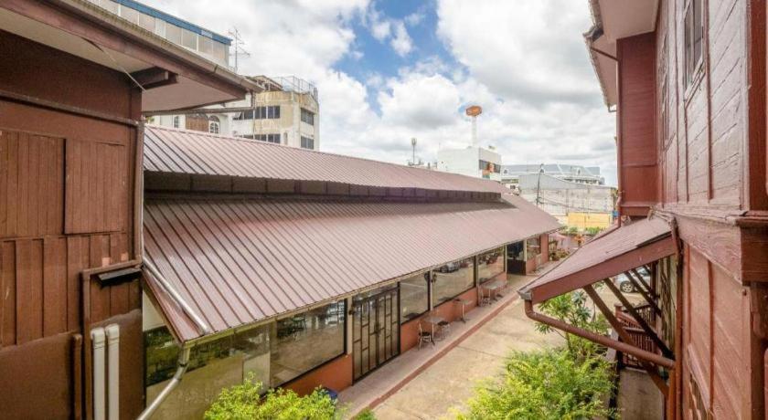 OYO 1089 Baan Boran Hotel Bangkok Bagian luar foto