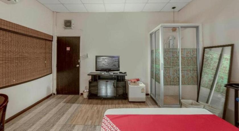OYO 1089 Baan Boran Hotel Bangkok Bagian luar foto