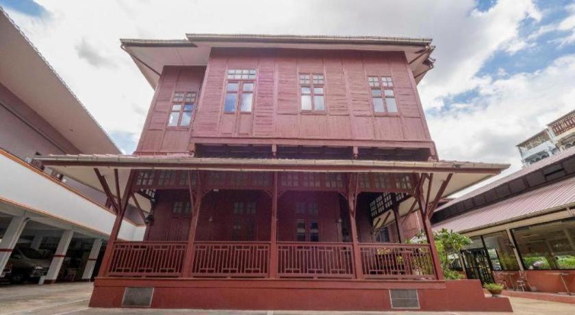 OYO 1089 Baan Boran Hotel Bangkok Bagian luar foto